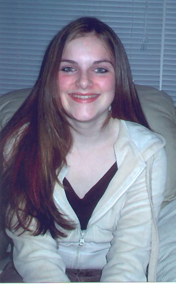 Chloe2.jpg (30340 bytes)